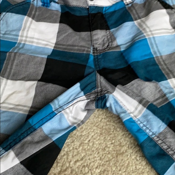 Shorts 🧢 - Picture 6 of 6